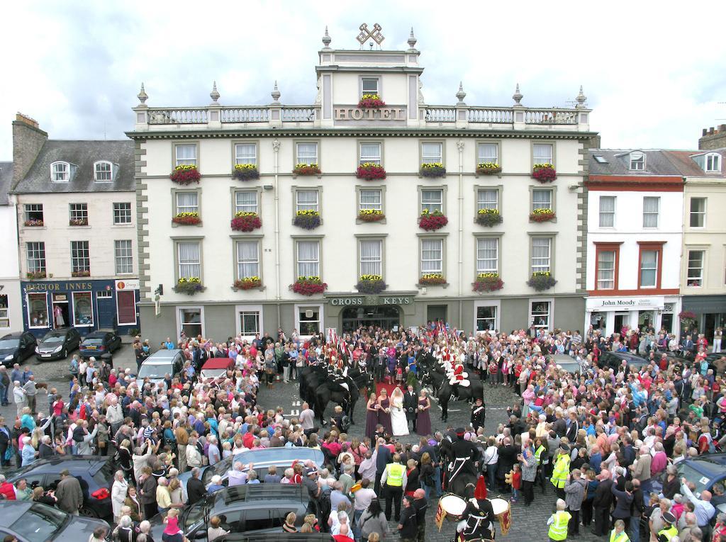 Cross Keys Hotel, Kelso Exteriör bild